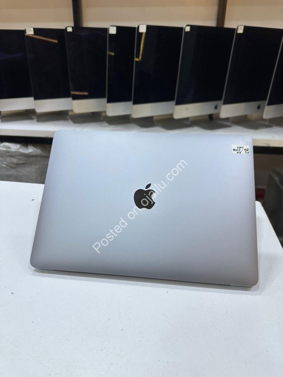 M1 Powerhouse: 13″ MacBook Air, 512GB SSD, TouchID – ₦680k