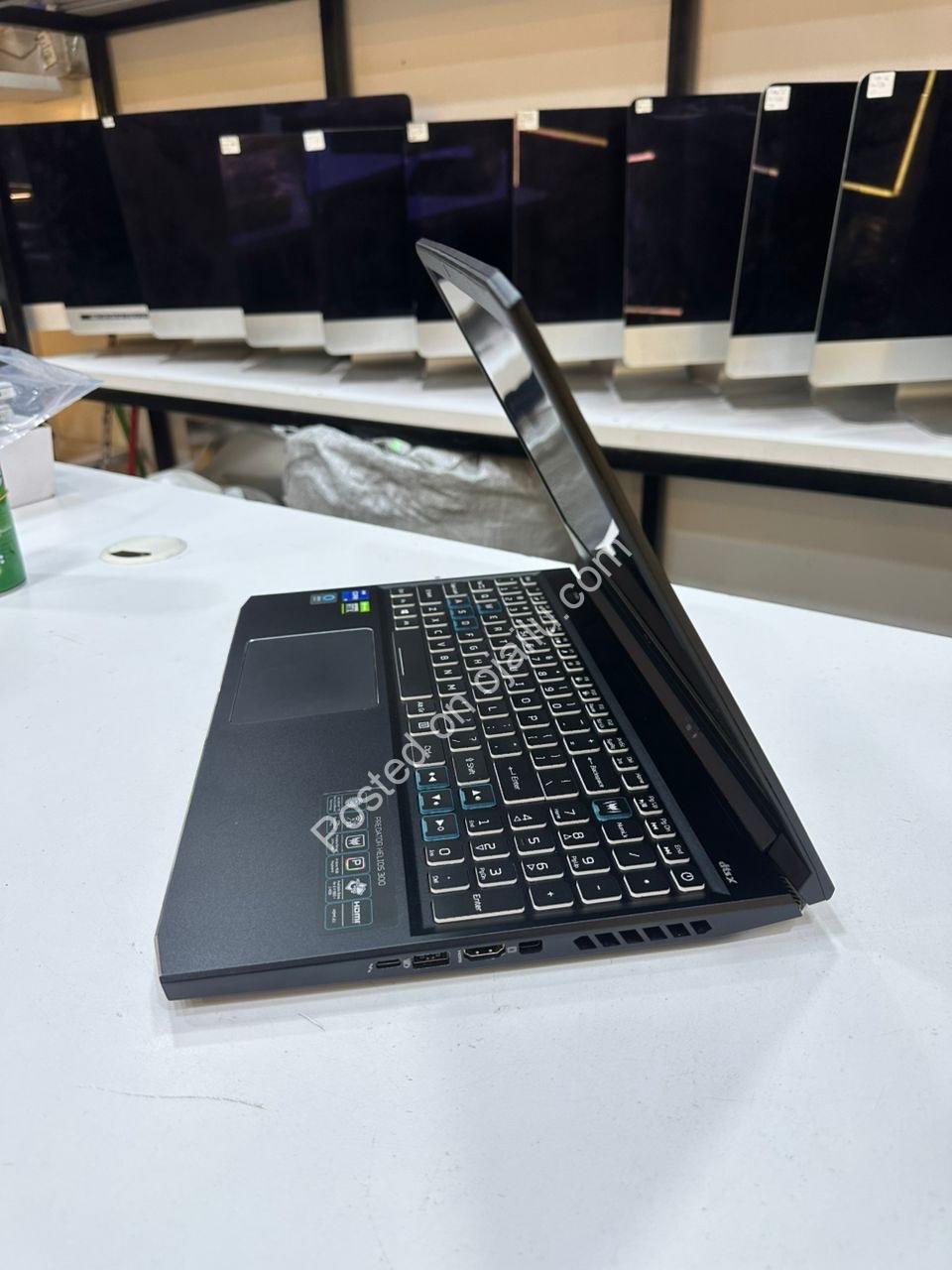 Unleash Victory: Predator Helios 300 i7-11800H + RTX 3060