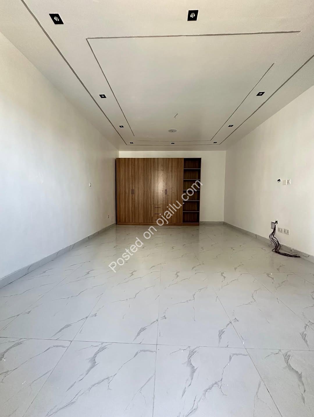 Contemporary 4-Bed Terrace Duplex in Lekki Phase 1