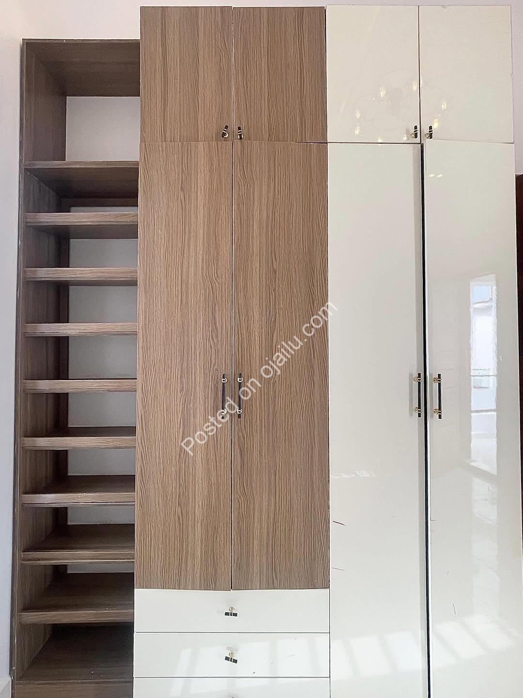 Rent Your Agungi Dream Home: 4BR + BQ, Pure Water.