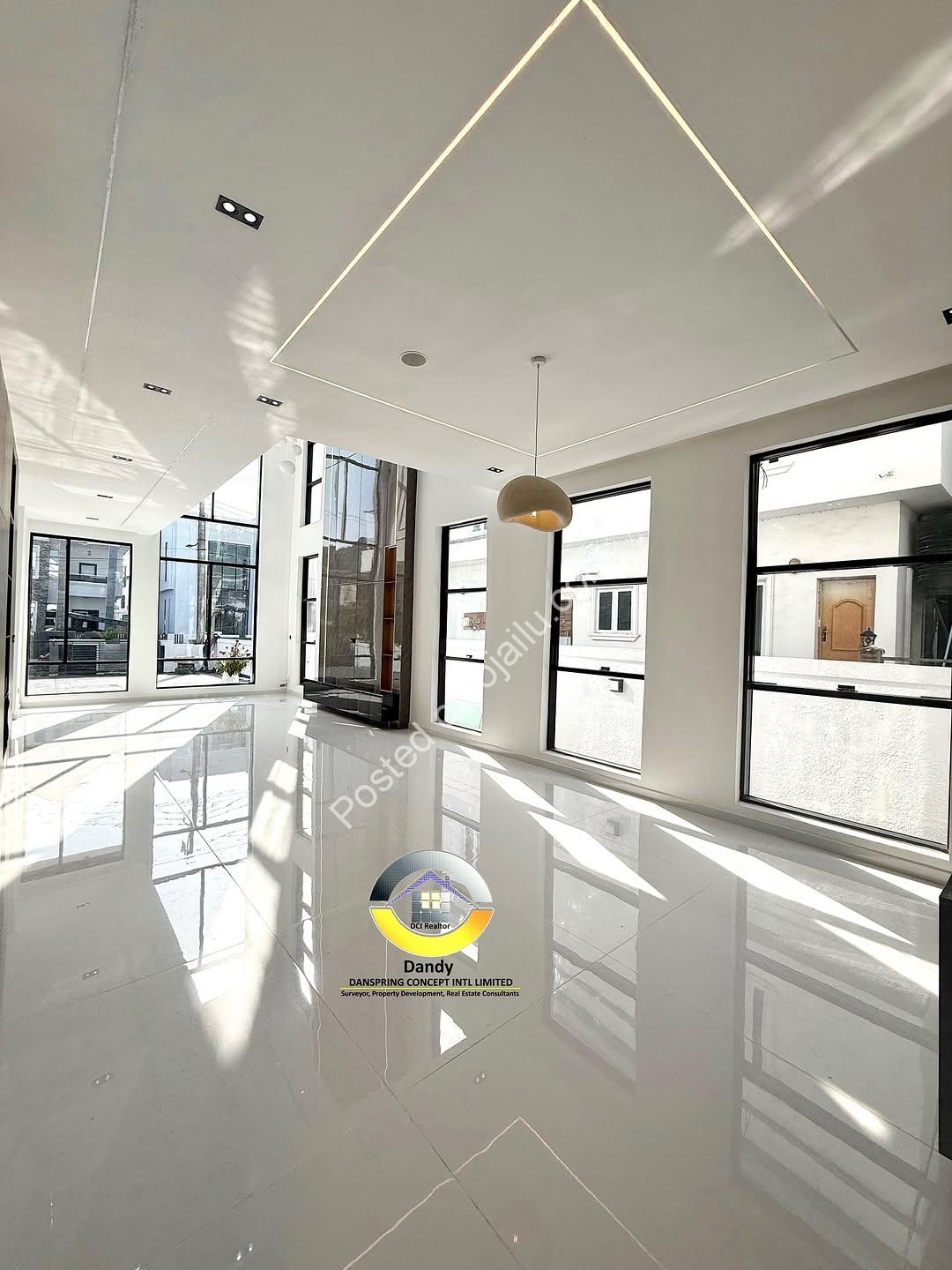 Dive Into Resort-Style Living: 5BR Duplex w/ Pool & Water Fountain