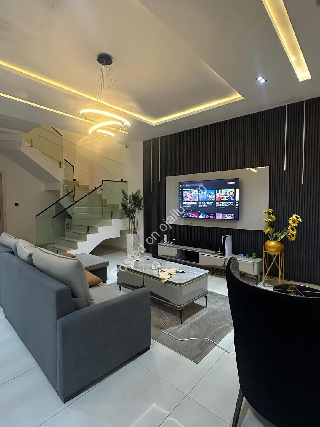 Your Dream Home in Chevron, Move-In Ready!