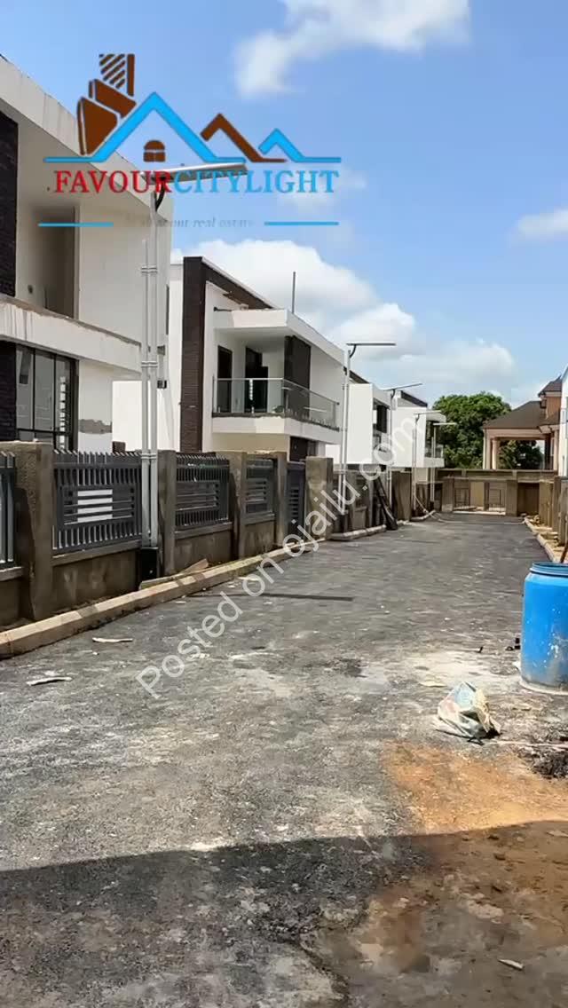Your Dream Home Awaits: Fully Detached 5-Bed Ensuite Duplex in Enugu’s Finest Estate