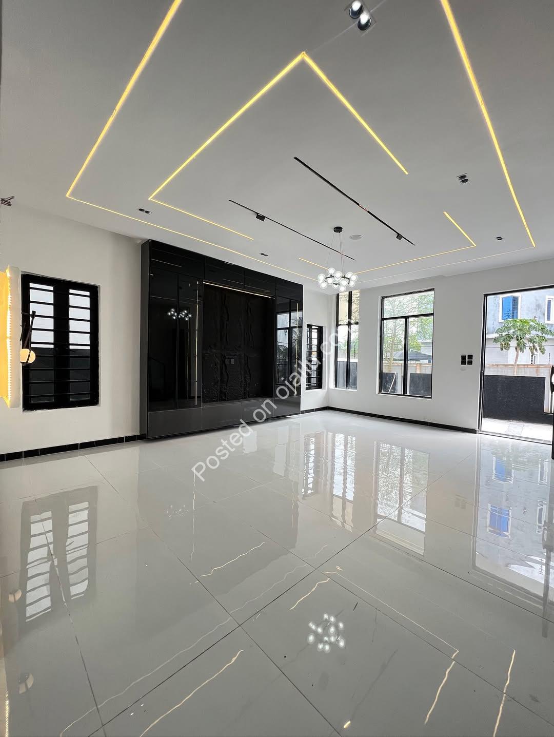 Ajah’s Finest: 4BR Smart Home with BQ