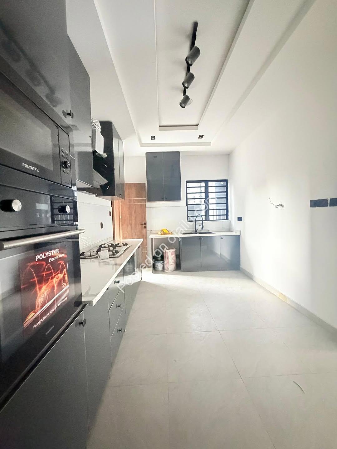 Spectacular 4-Bed Semi-Detached Duplex in Gbagada