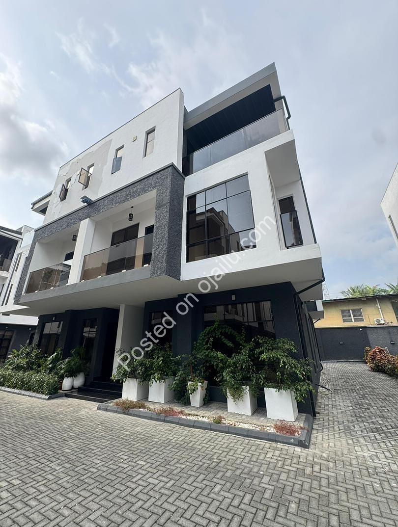 Unlock the Ultimate Lifestyle: 4-Bed Duplex + BQ in VI for ₦1BN