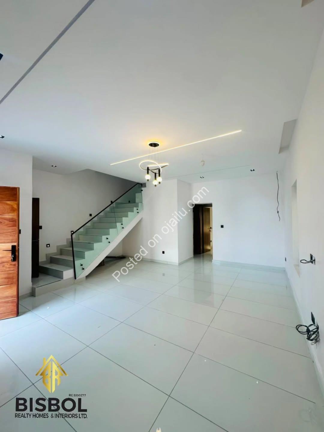 Move-In Ready: 4BR Semi-Detached Duplex, Lekki