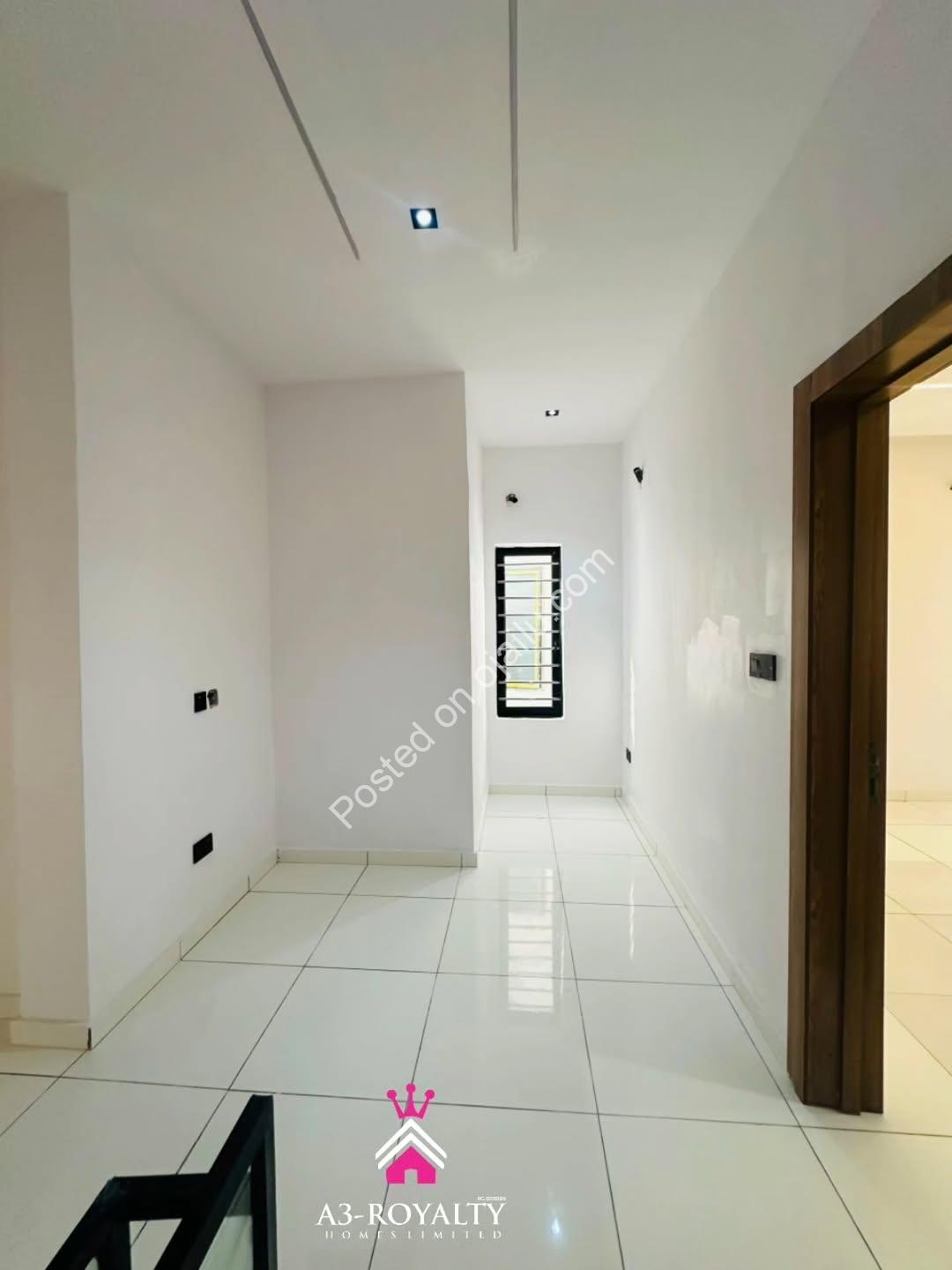 Move-in Ready: 4-Bed with Fitted Kitchen & Ensuites