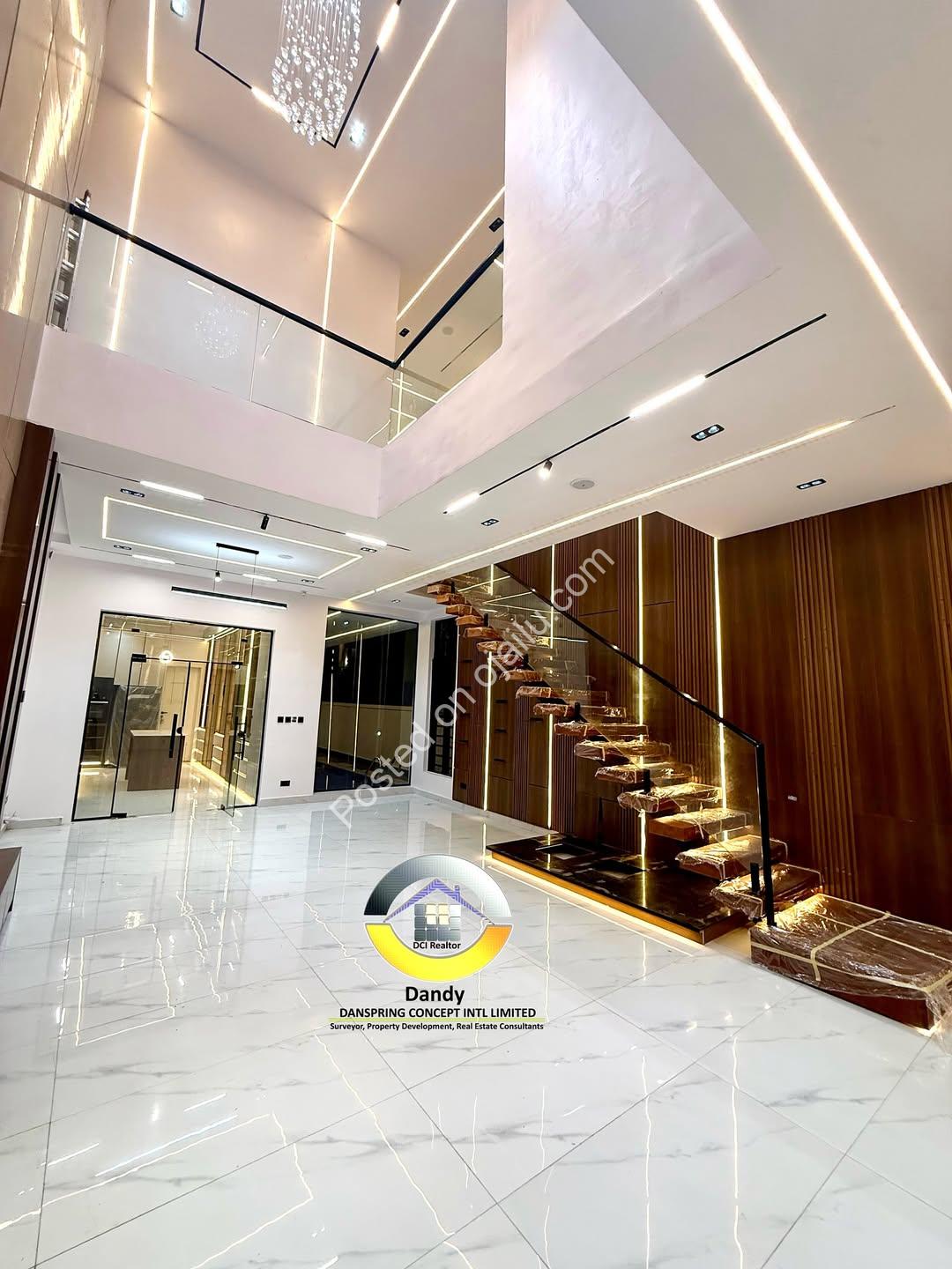 Your Dream Home Awaits: 5BR Duplex with Pool & Gym