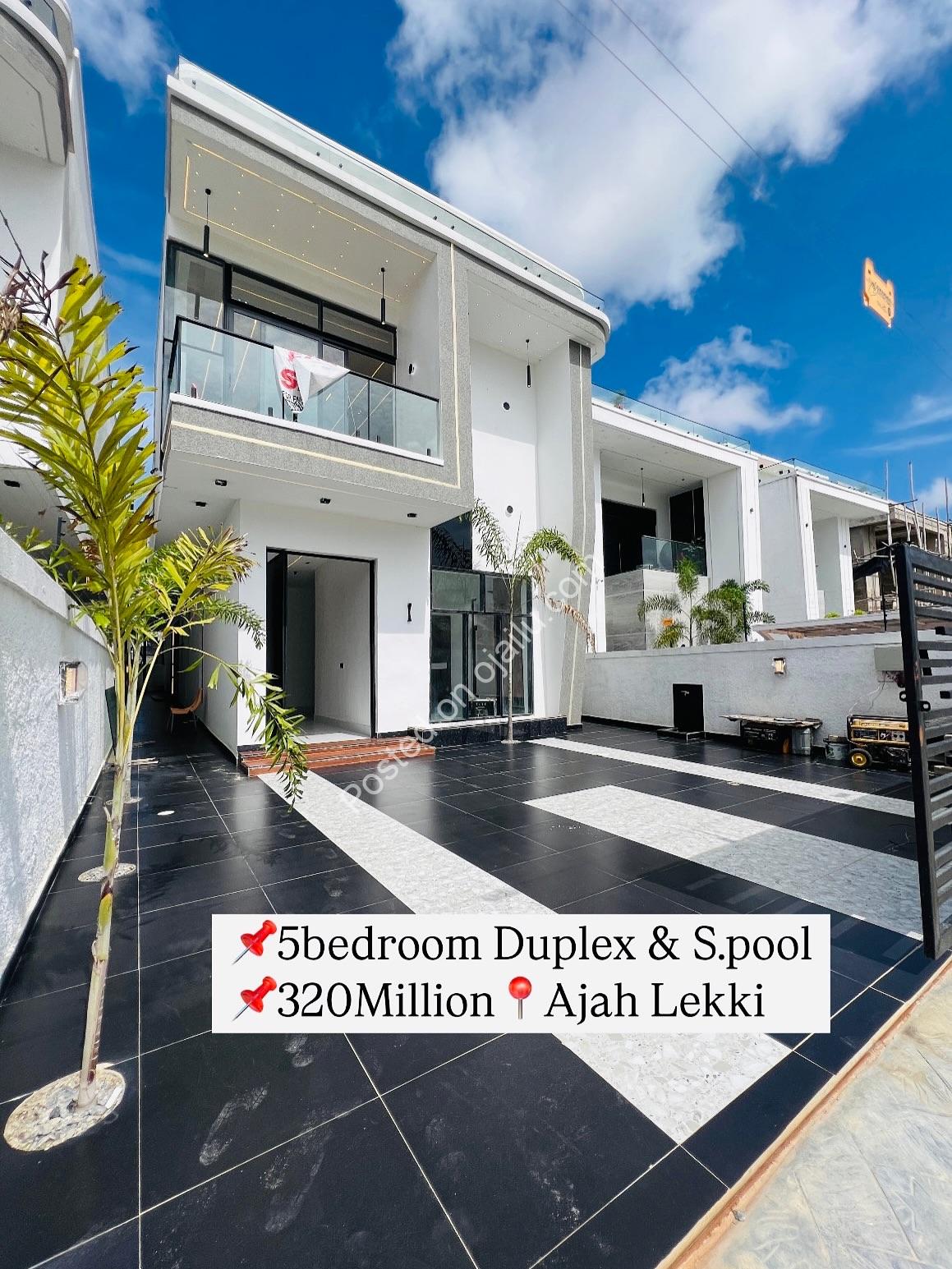 Contemporary Smart Home in Secure AJAH Estate