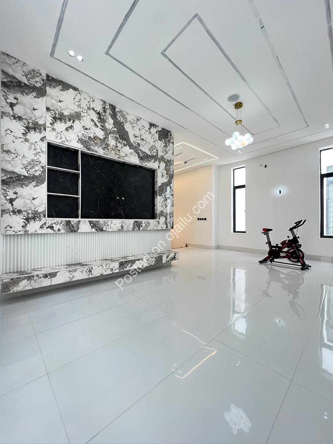 Contemporary Smart Home in Secure AJAH Estate