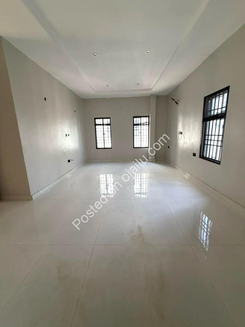 Brand New 5-Bed Duplex + BQ in Jahi