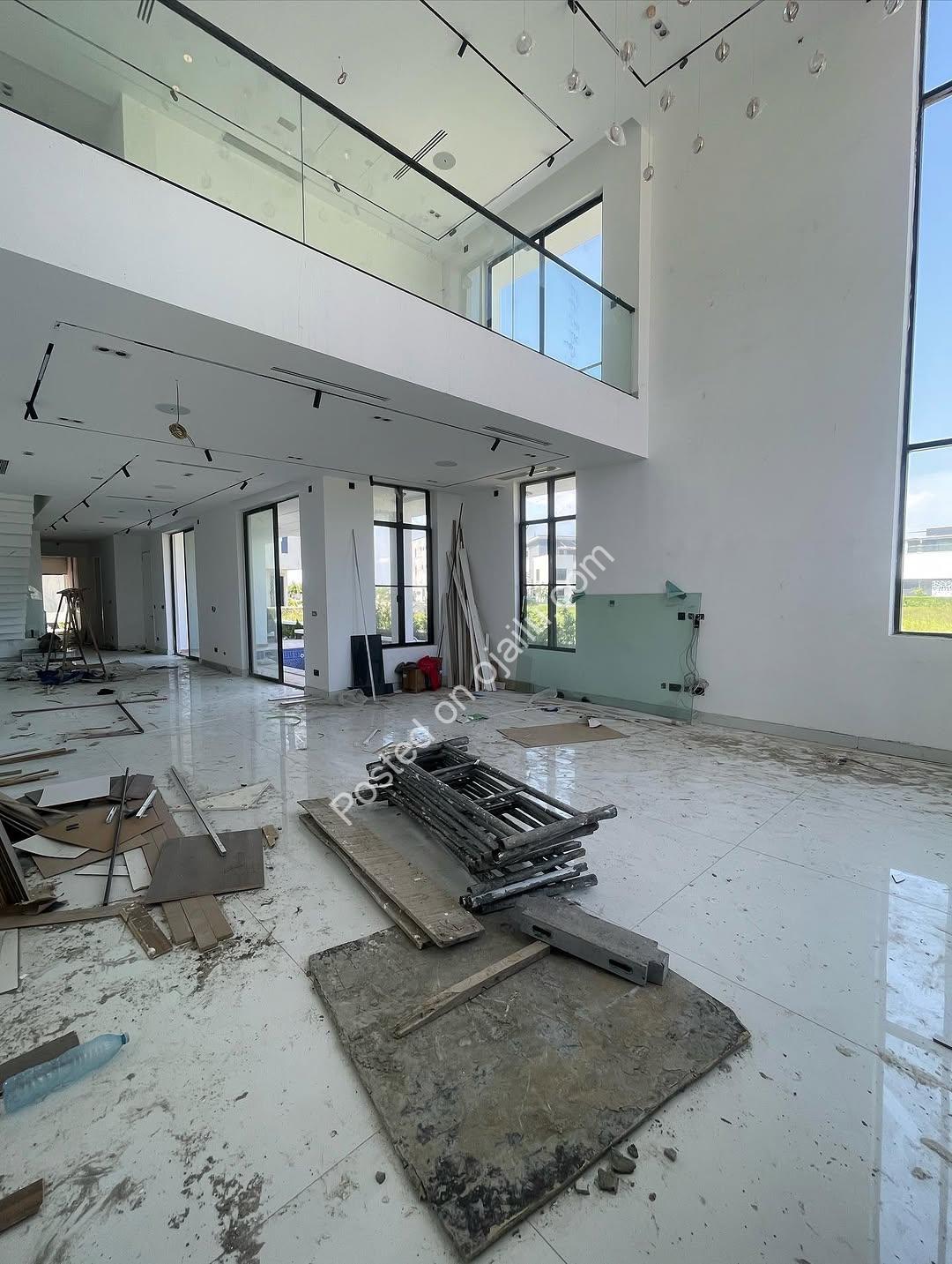 Elevator, Cinema & Pool in Lekki’s Finest