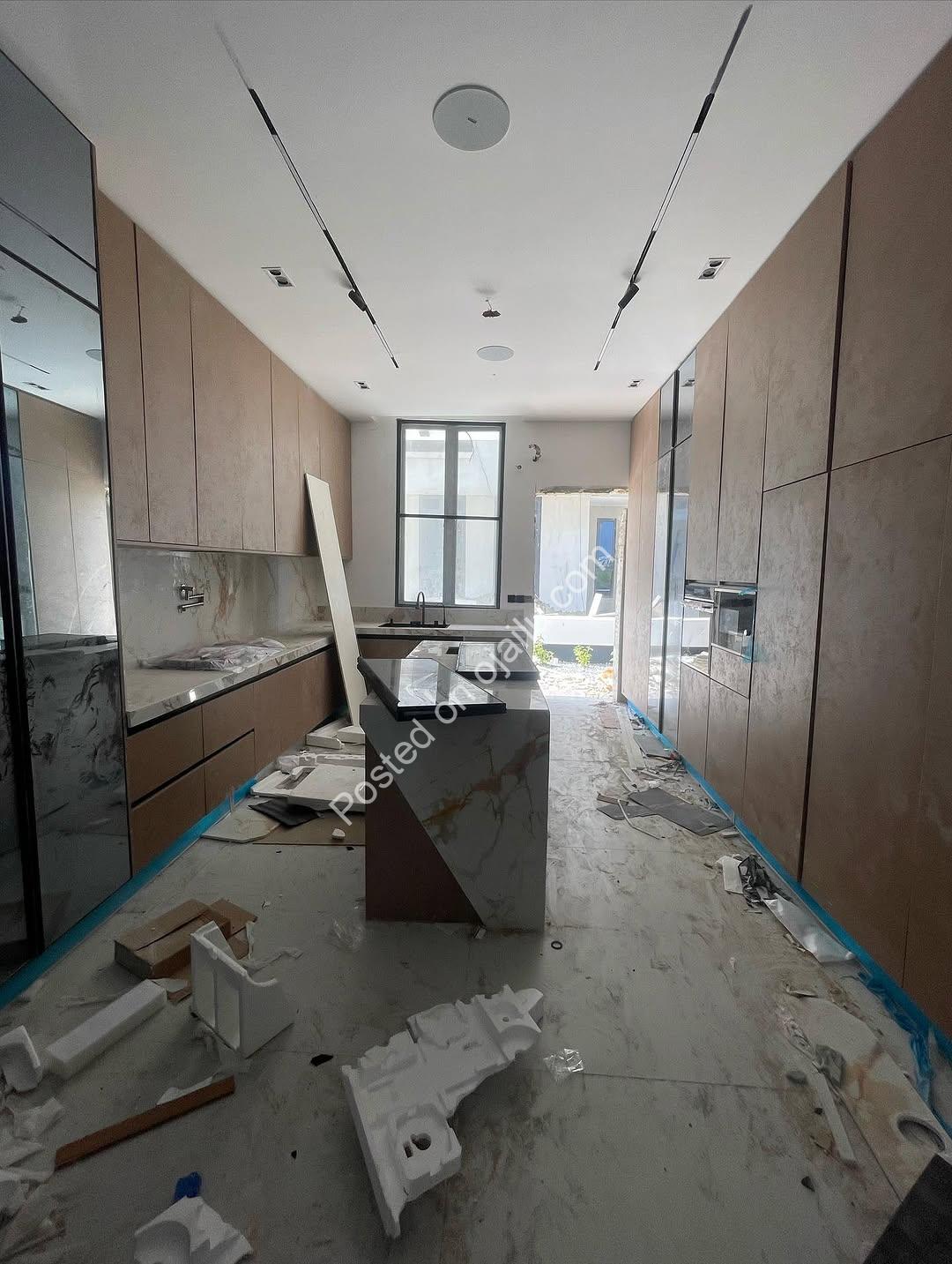 Elevator, Cinema & Pool in Lekki’s Finest
