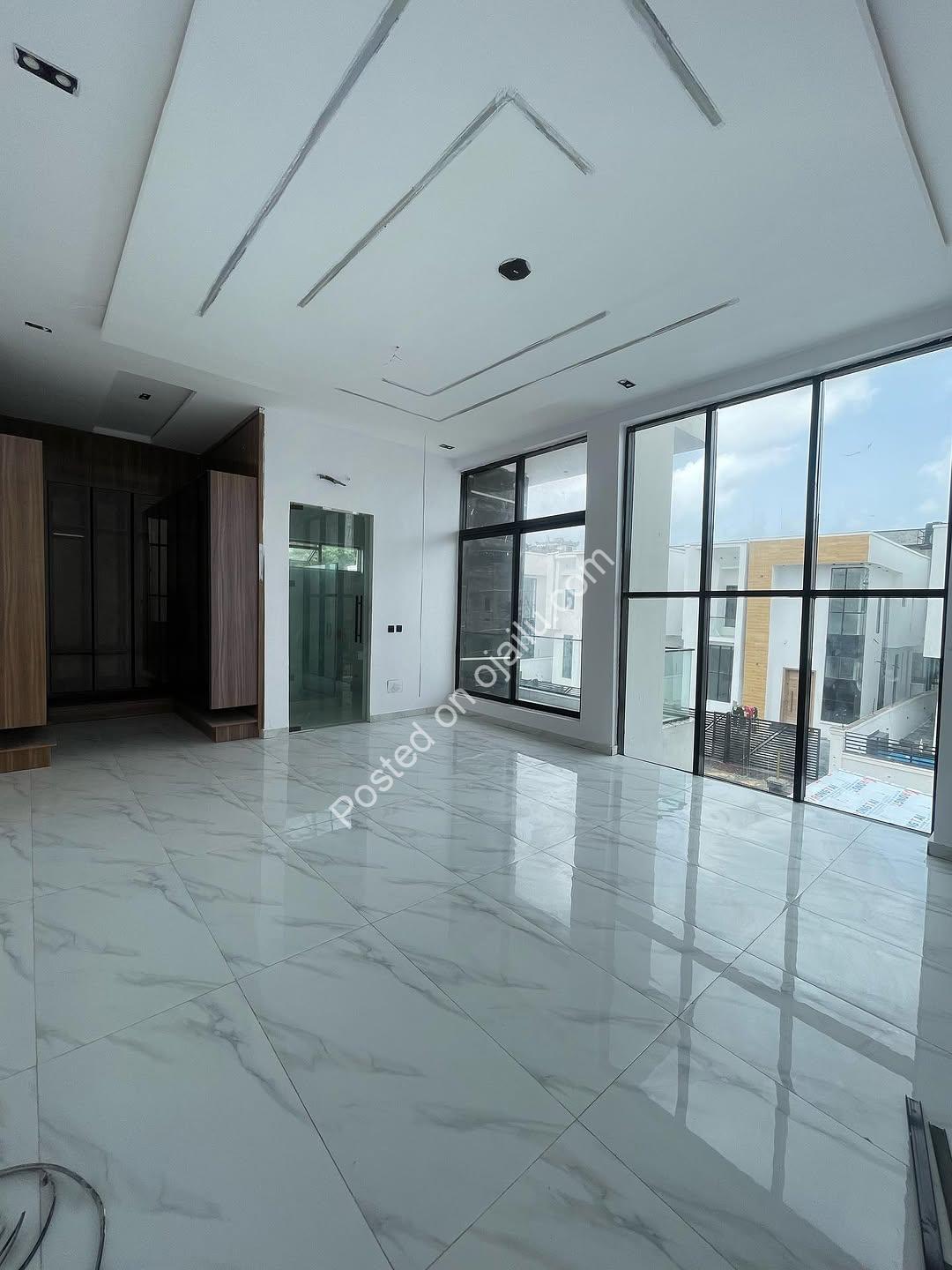 Step into Your Private Resort: 5-Bedroom with Pool & Cinema