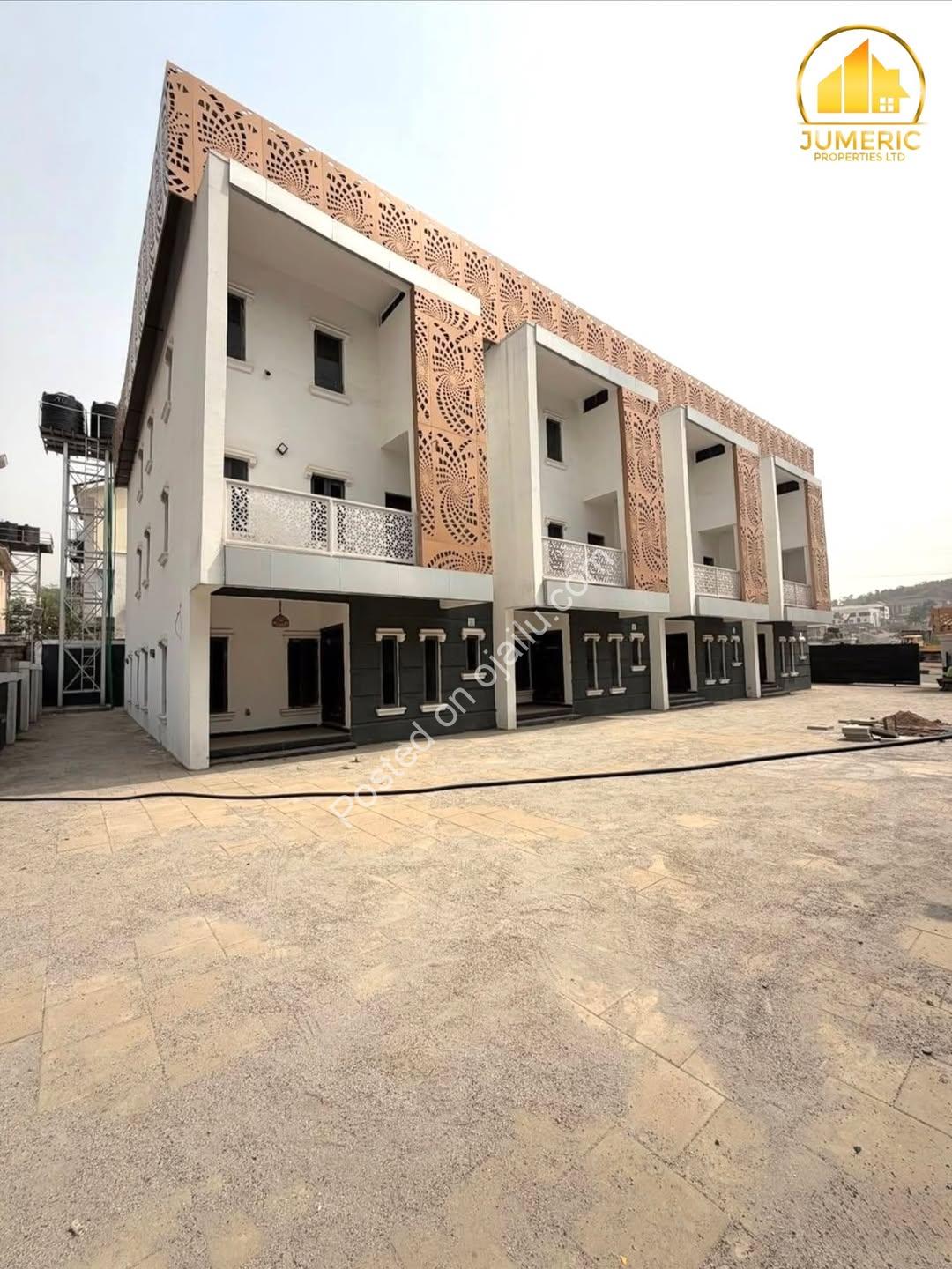 Newly Built 4BR Duplex + BQ in Guzape, Abuja