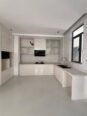 Ikate 2-Bed: Ensuite Elegance, BQ & Balcony