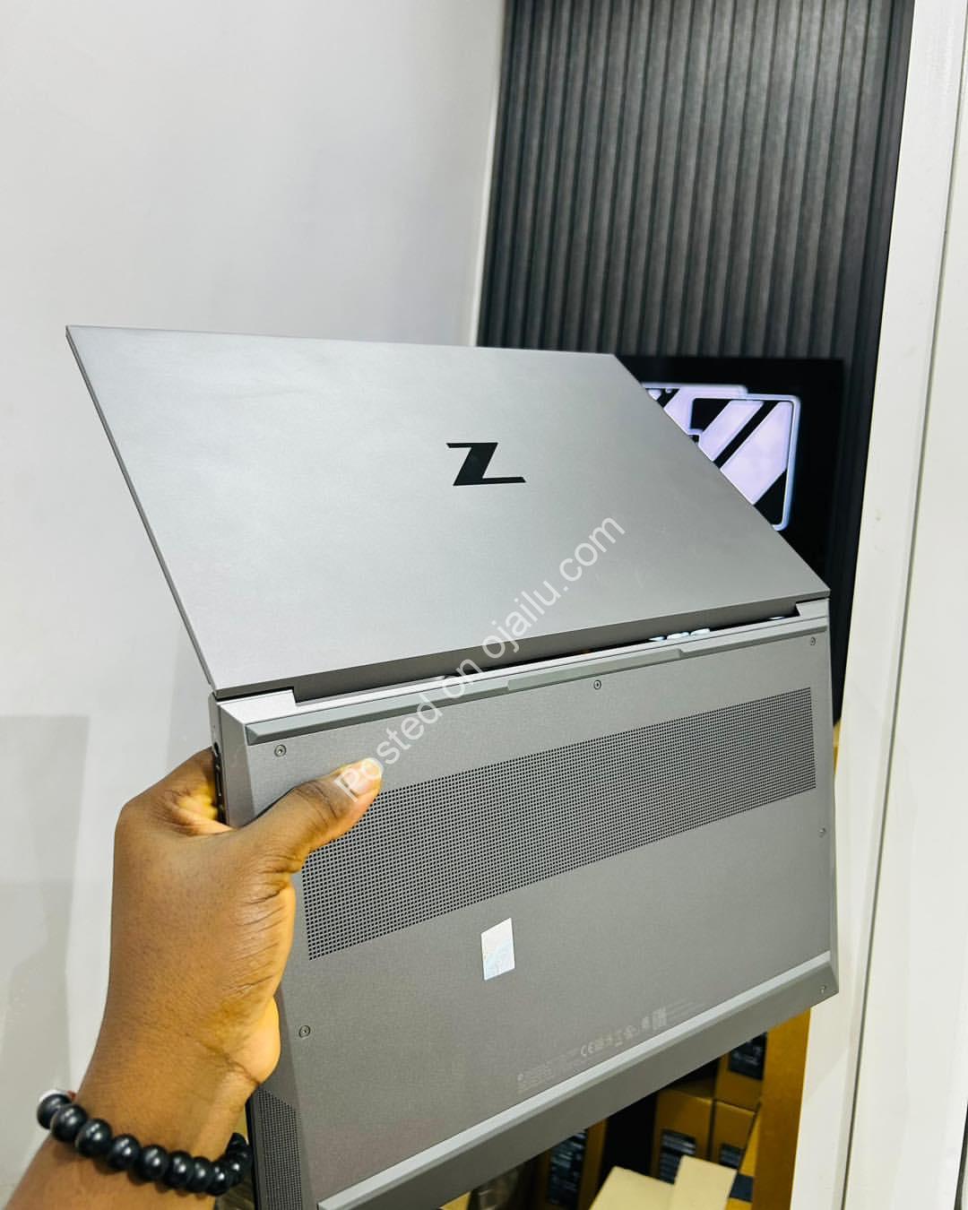 HP Zbook Studio G8: 32GB RAM, Power & Precision