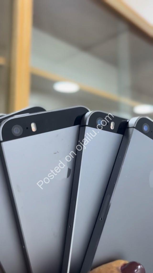 Pristine iPhone 5S: Wi-Fi, 100% Battery, Just #30K!