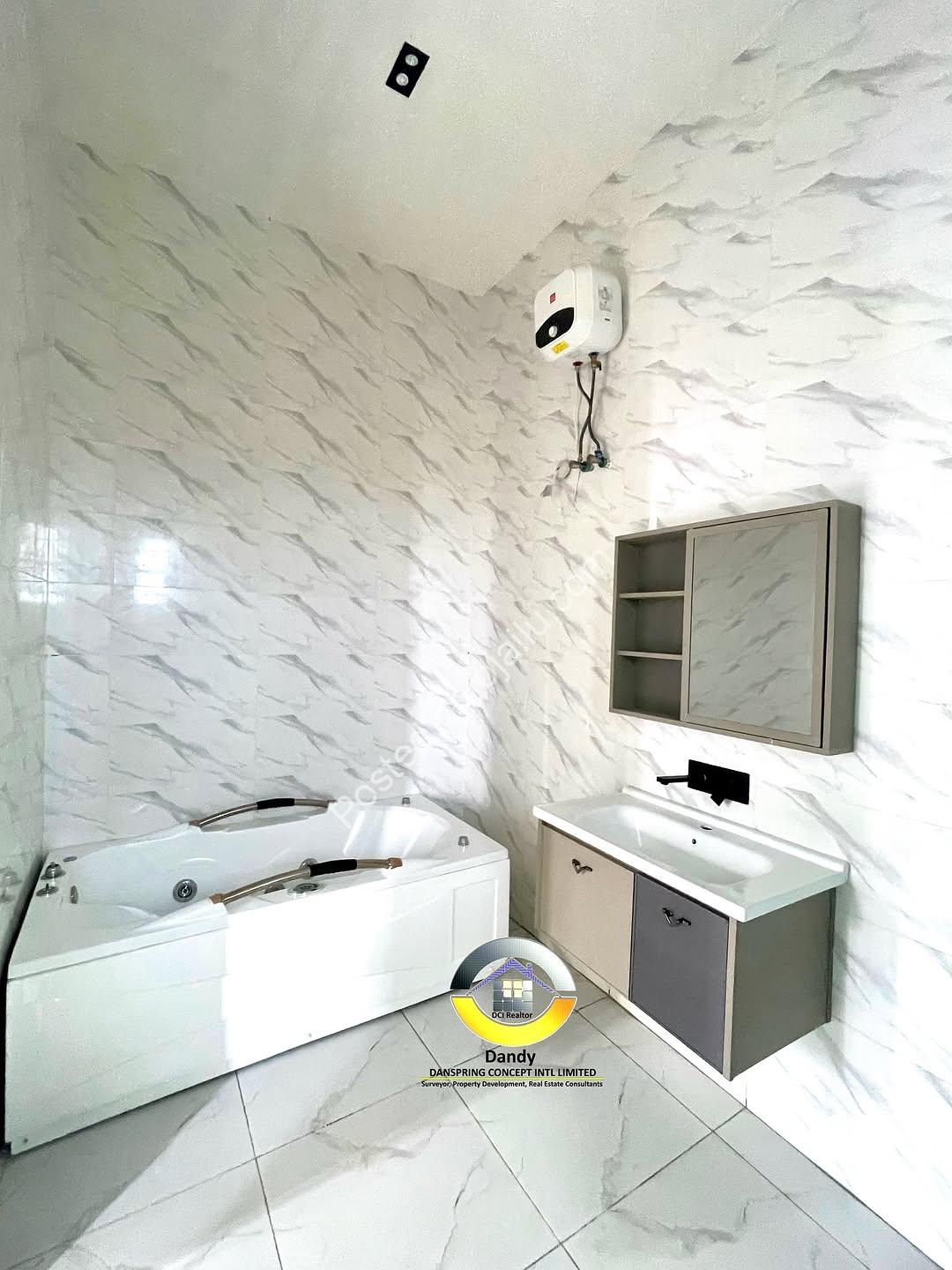 Elevate Your Life: 5-Bed Smart Home with Jacuzzi & BQ