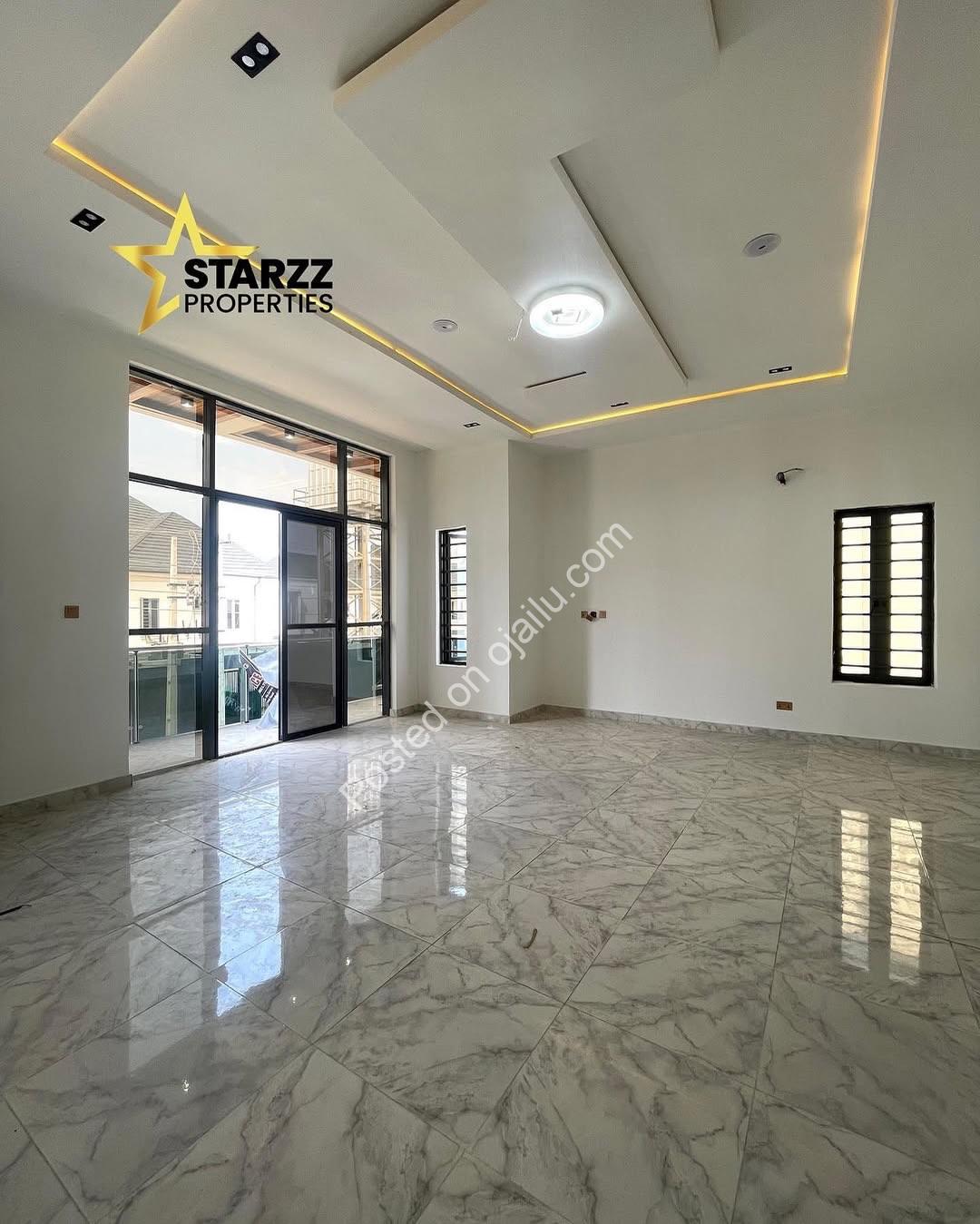 Orchid Lekki: 4BR Smart Duplex with Bluetooth Sound