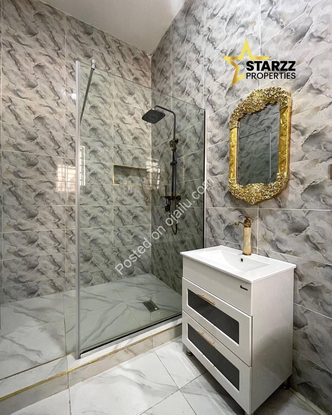 Orchid Lekki: 4BR Smart Duplex with Bluetooth Sound