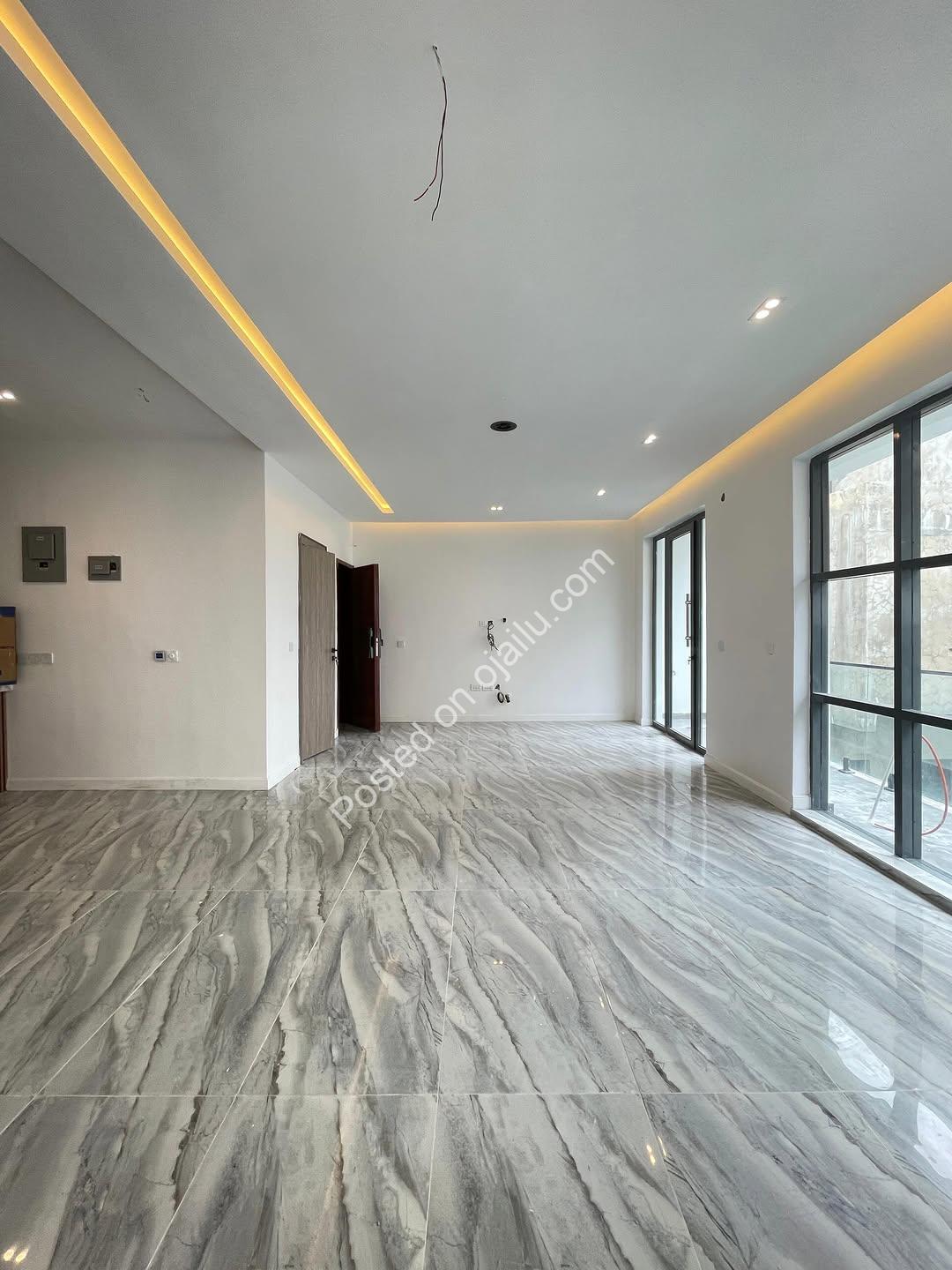 2-Bed Lekki Gem: Prime Location, Premium Finishes