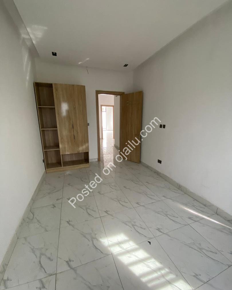 Your Sophisticated Orchid Retreat: 4-Bed Semi-Detached Duplex