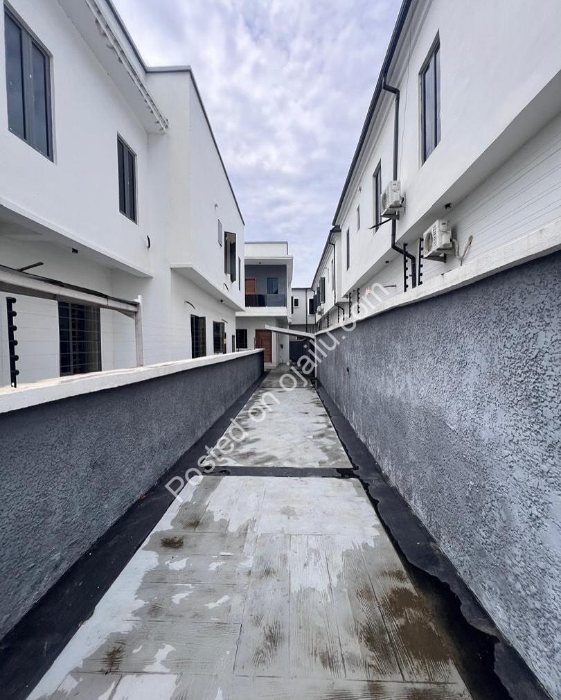 4 En-suite Bedrooms: Refined Living in VGC, Lekki