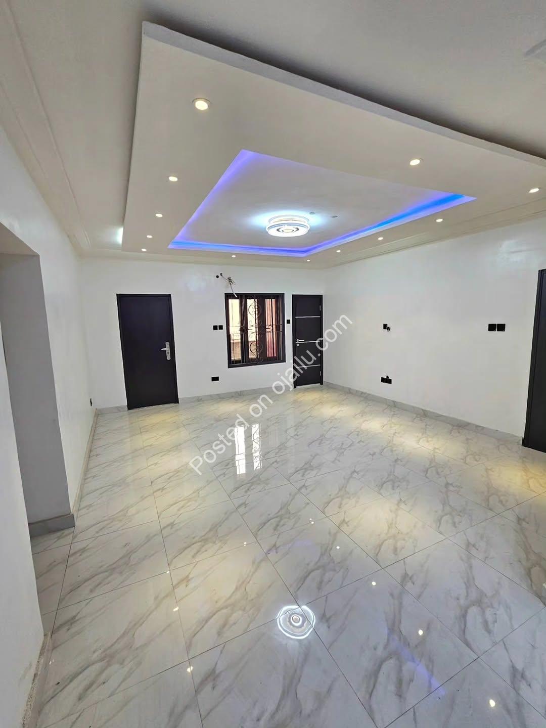 Modern 2BR with Ensuite & Balcony in Secure Estate
