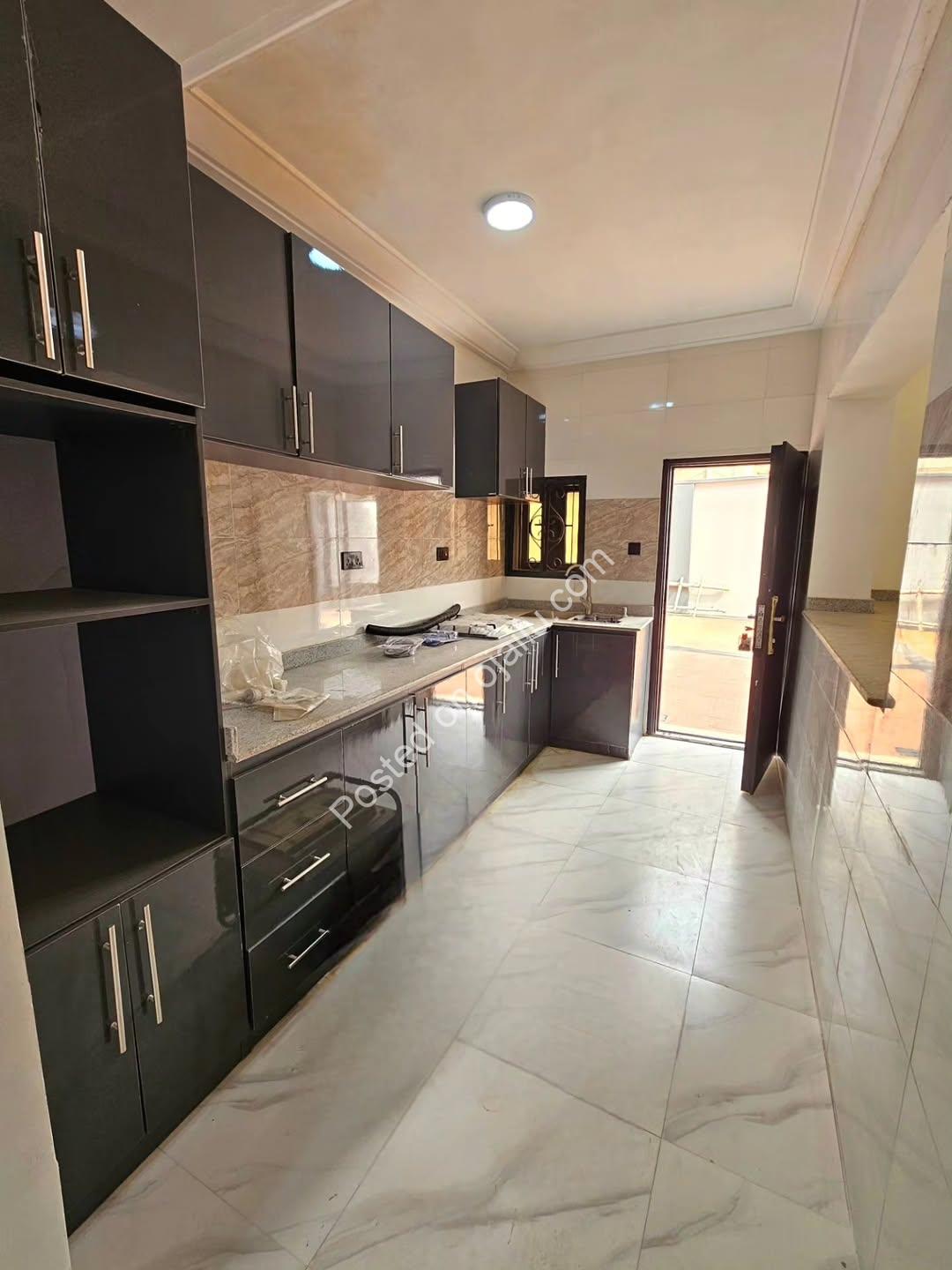 Modern 2BR with Ensuite & Balcony in Secure Estate