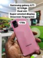 Samsung A71: 8/128GB, Super AMOLED, On-Screen FP