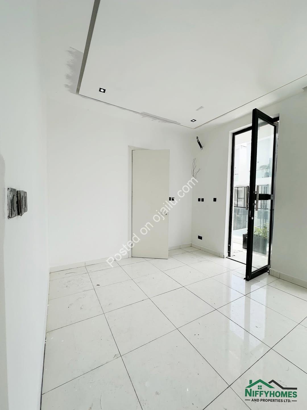 Stunning 4-Bed Semi-Detached Duplex in Orchid, Lekki