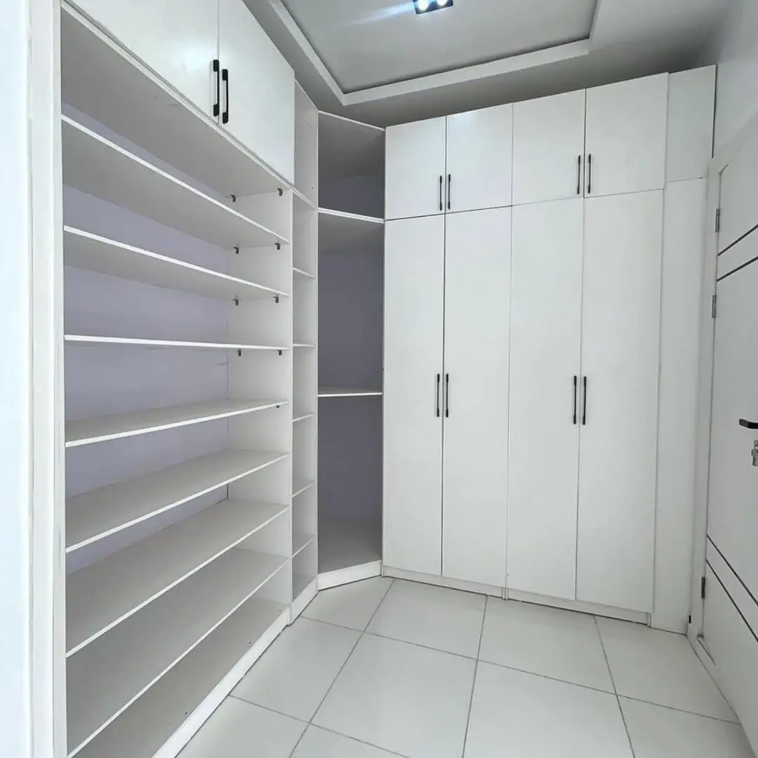 4-Bed Semi-Detached Duplex with Solar in Palm City