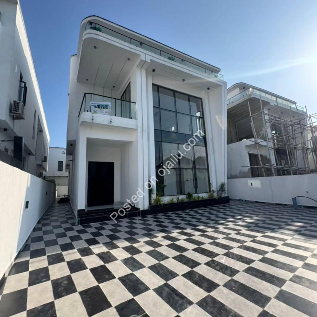 Ajah’s Most Sought-After 5-Bedroom Haven