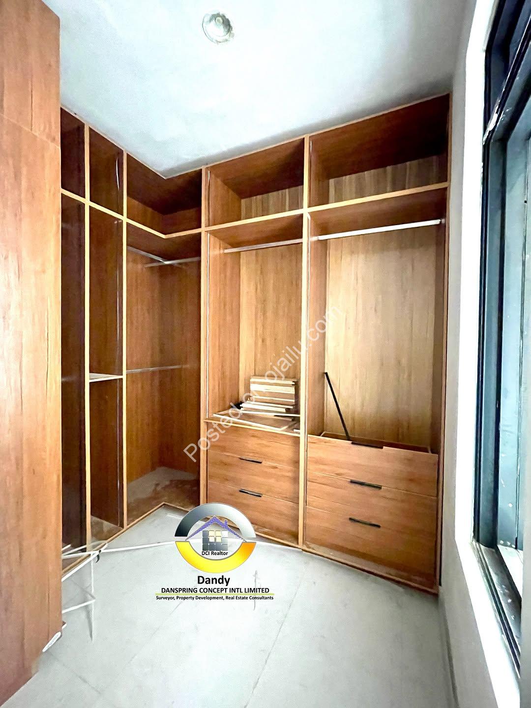 Showstopper! Brand New 4-Bed Terrace Duplex in Lekki Phase 1