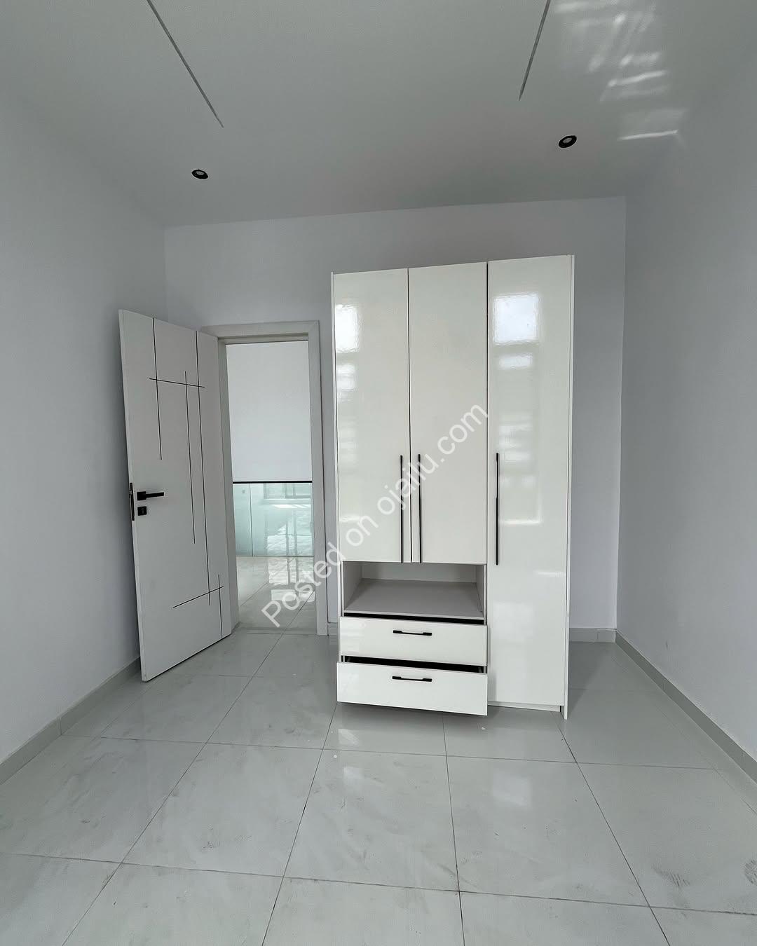 Move-In Ready Ikota Duplex: CofO & Detailed Finishing