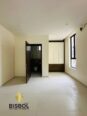 Move-In Ready 5-Bed Duplex with Pool & Gym