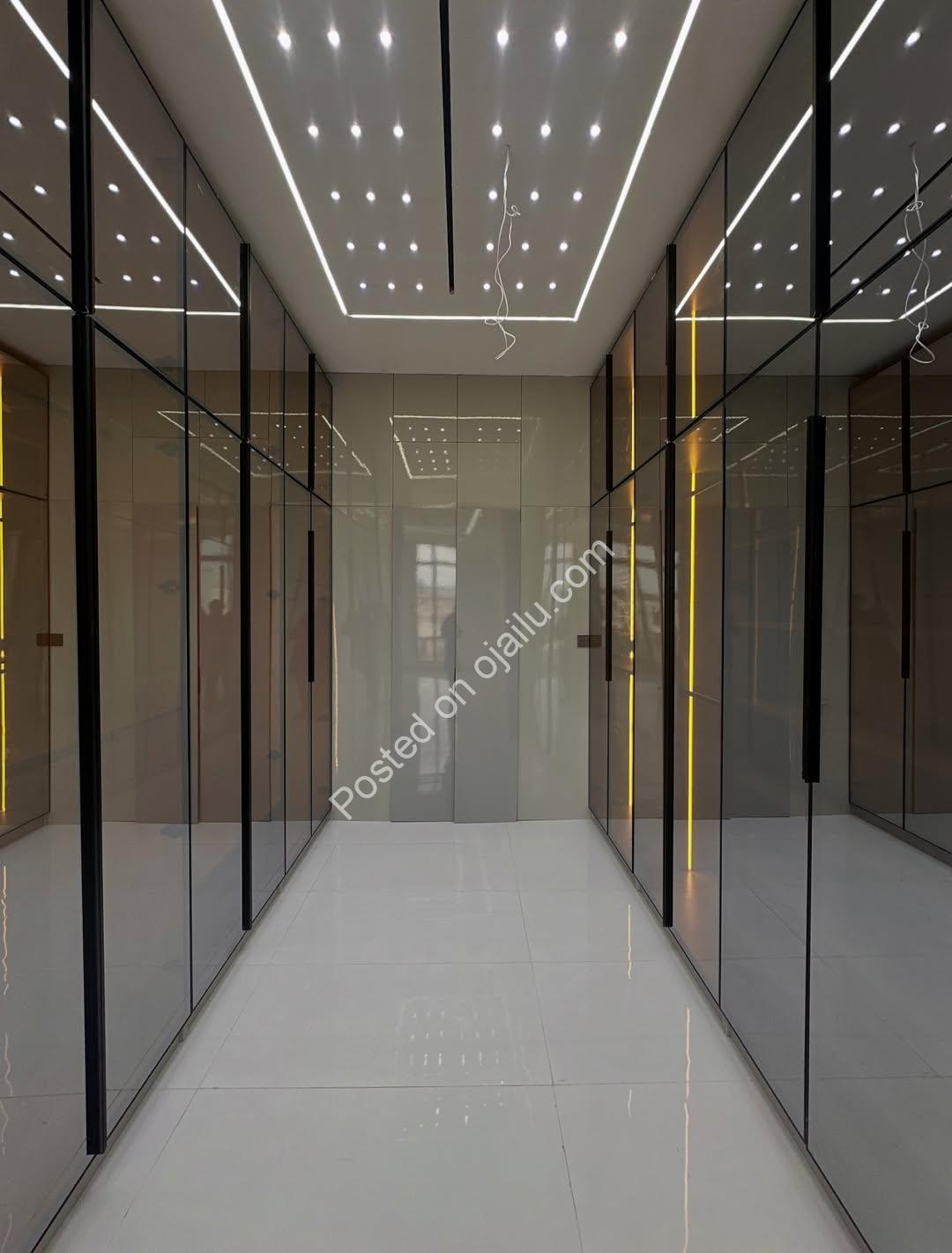 Ajah Showstopper: 5-Bed Pool & Gym Haven