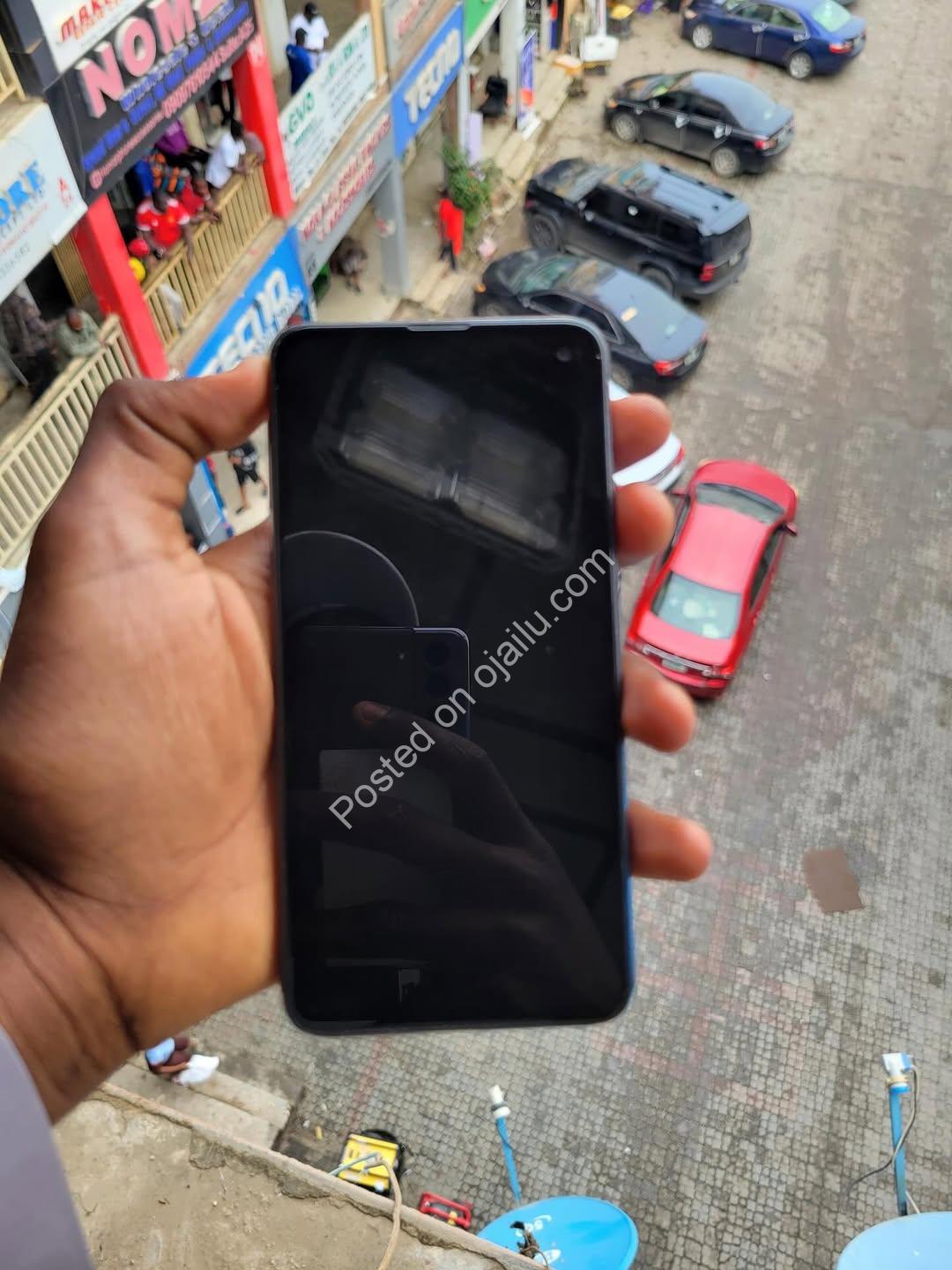 UK S10e 128GB   ₦149K Sharp Deal – Grab It Now!