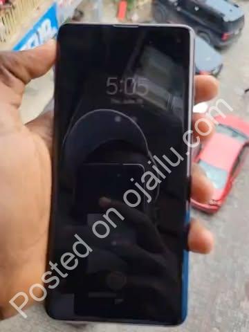 UK S10 128GB: 189k   Flawless & Unbeatable!