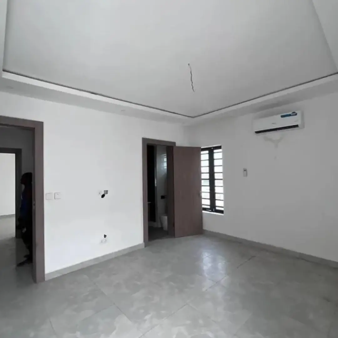 Unlock premium living: 3BR + Gym, Pool & Clubhouse