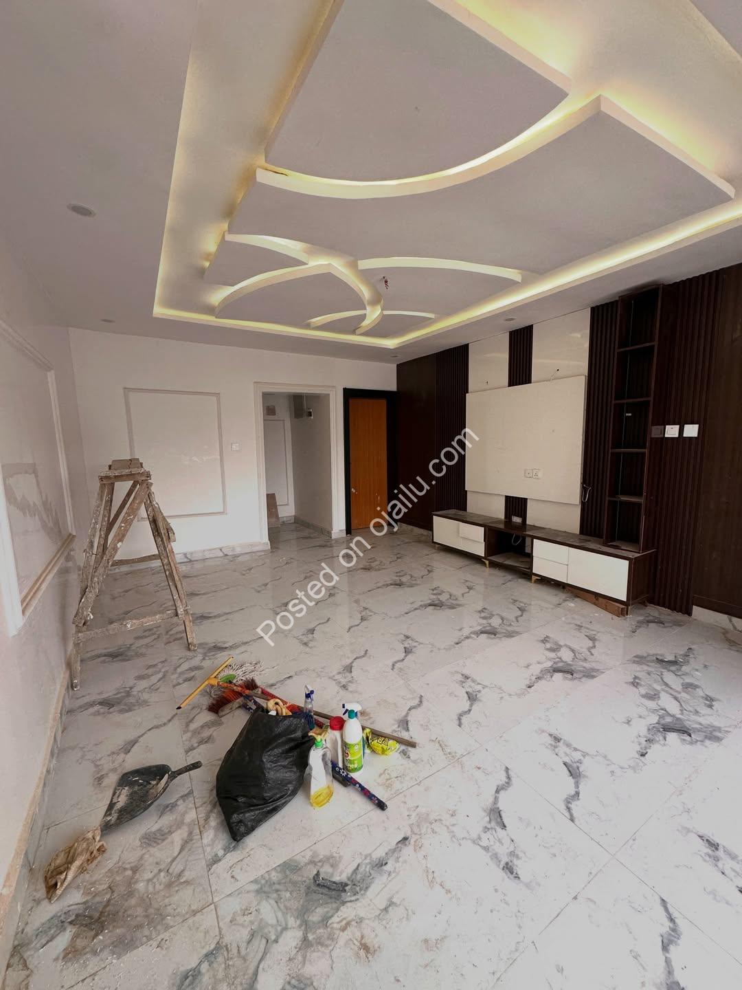 Chic Brand-New 2BR in Jahi, Gilmore