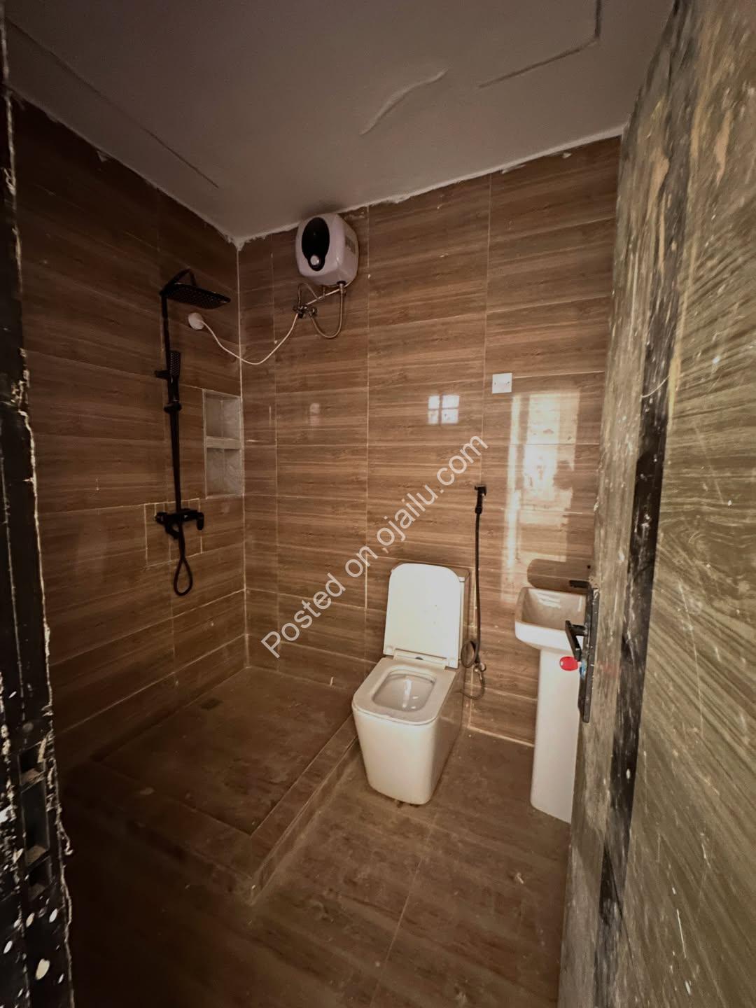 Chic Brand-New 2BR in Jahi, Gilmore