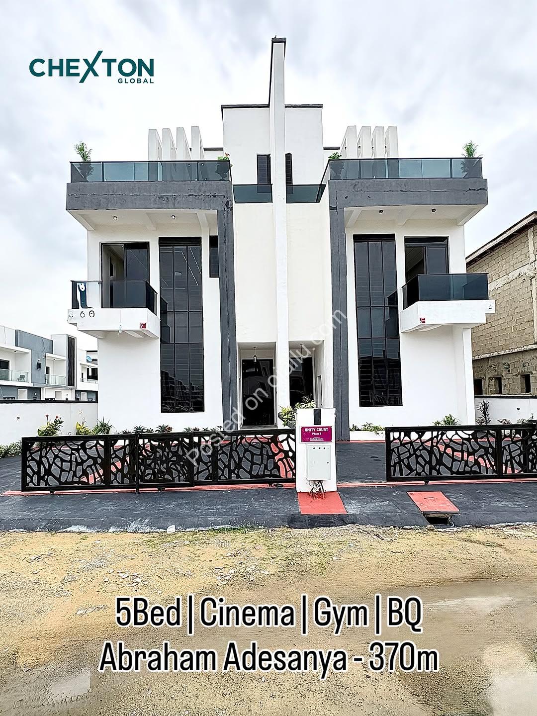 Ultimate Entertainer: 5-Bed with Cinema & Gym in Secure Estate