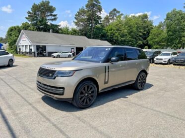 2023 Range Rover SE – Unmatched Luxury