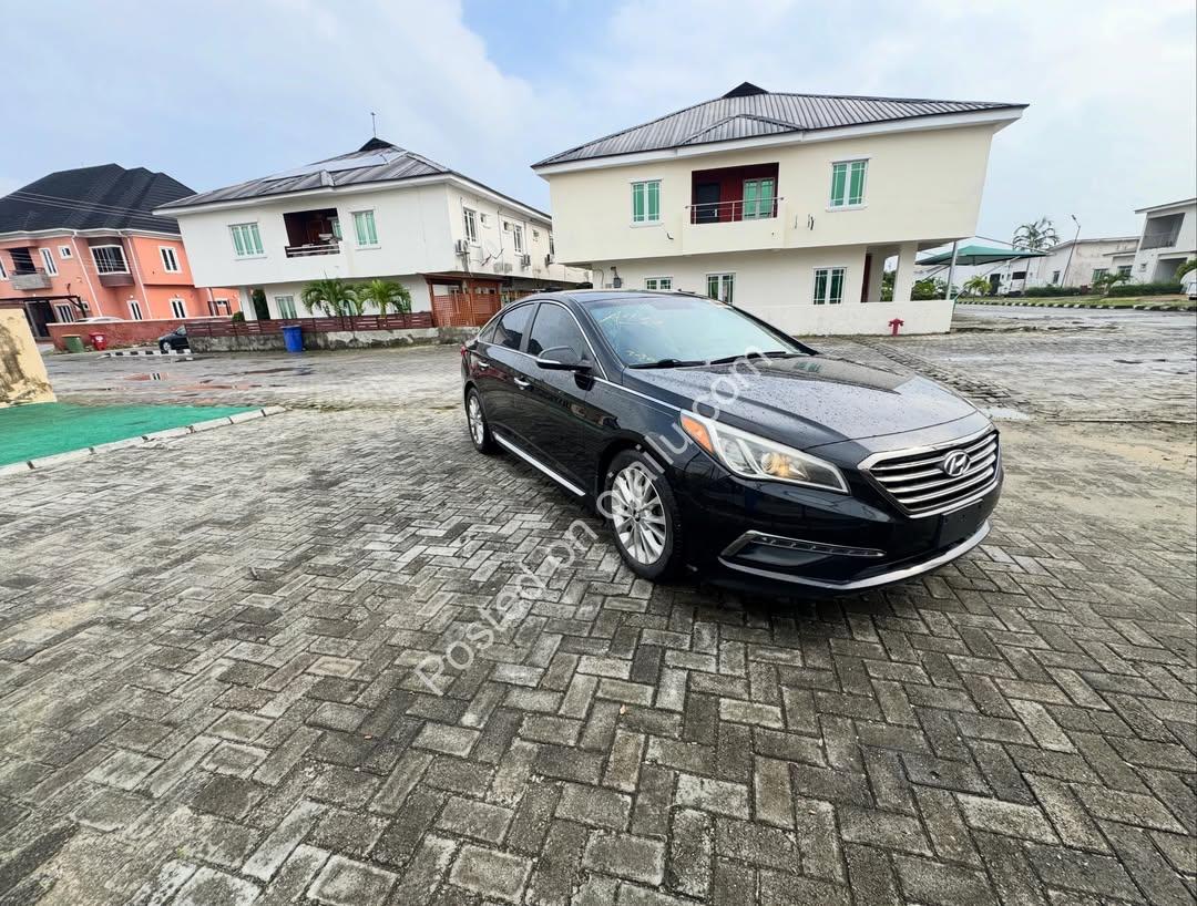 Luxury Sedan, Loaded w/ Premium Features, N14M