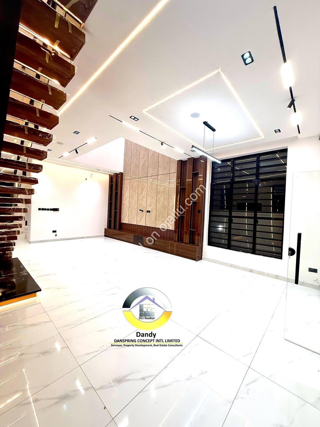 Your Dream Home Awaits: 5BR Duplex with Pool & Gym