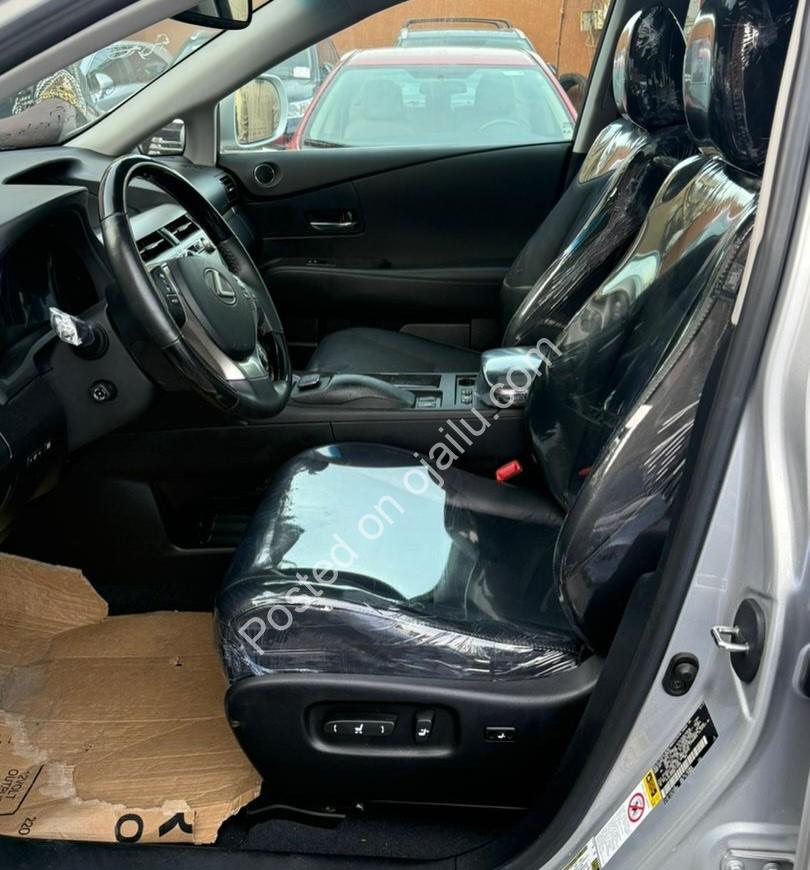 2013 Lexus RX350 | Park Assist & BSM | 25M FIRM