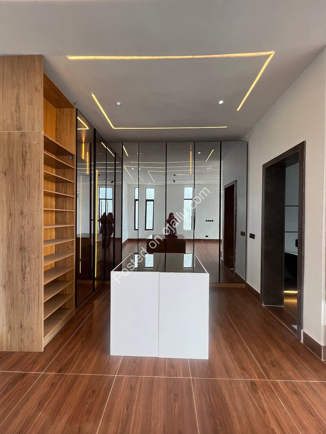 Contemporary Smart Home in Secure AJAH Estate